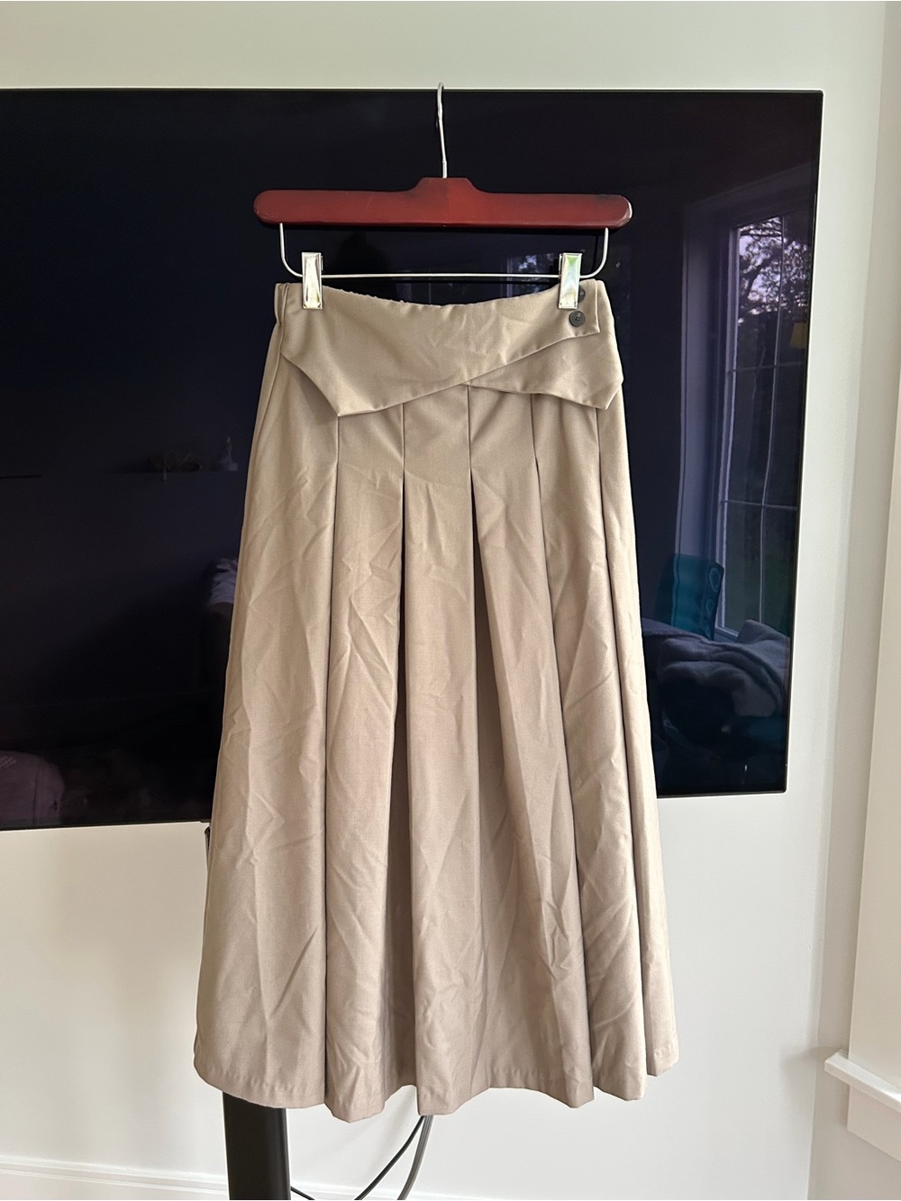 Classic A-Line Pleated Skirt in Taupe